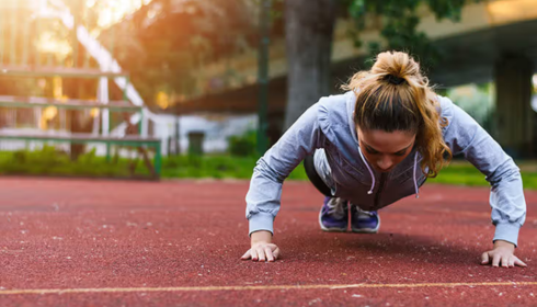 Nail Health Basics What Peeling, Ridges and Discolouration Say About Your Routine