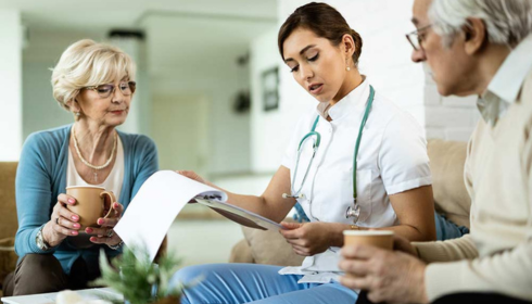 Preparing Elderly Parents for Doctor Visits What to Arrange Before the Appointment